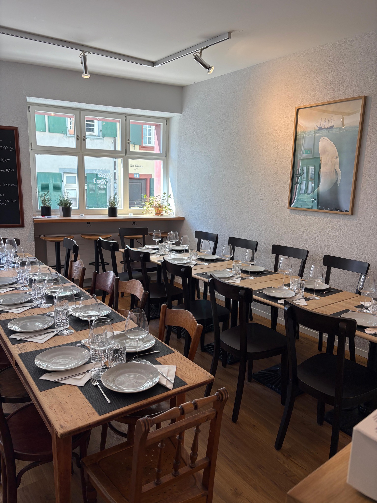 Apéro Bar & Café in Basel – Uncle Tom’s