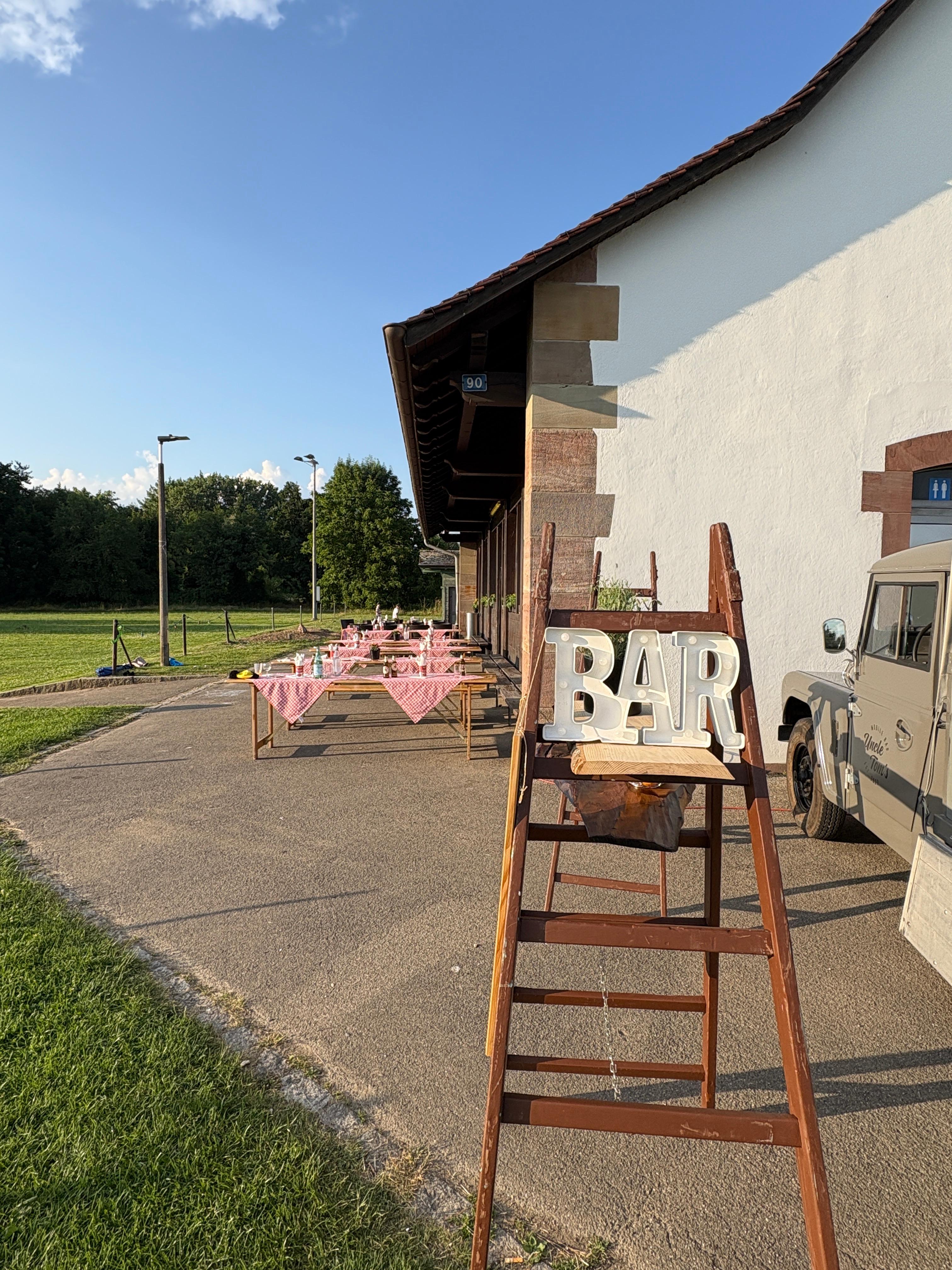 Mobile Bar mieten & Eventplanung in Basel